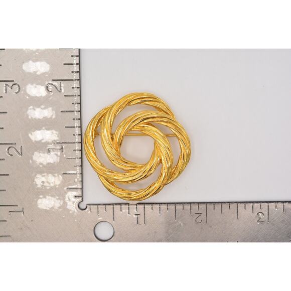 Monet Vintage Round Pin Brooch Gold Tone Metal Shiny Signed Chunky 1980s Bin4 - Picture 12 of 12